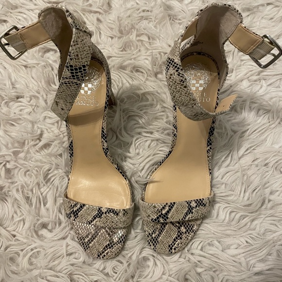 Vince Camuto Snake Print Bendiva Heels - Picture 1 of 4